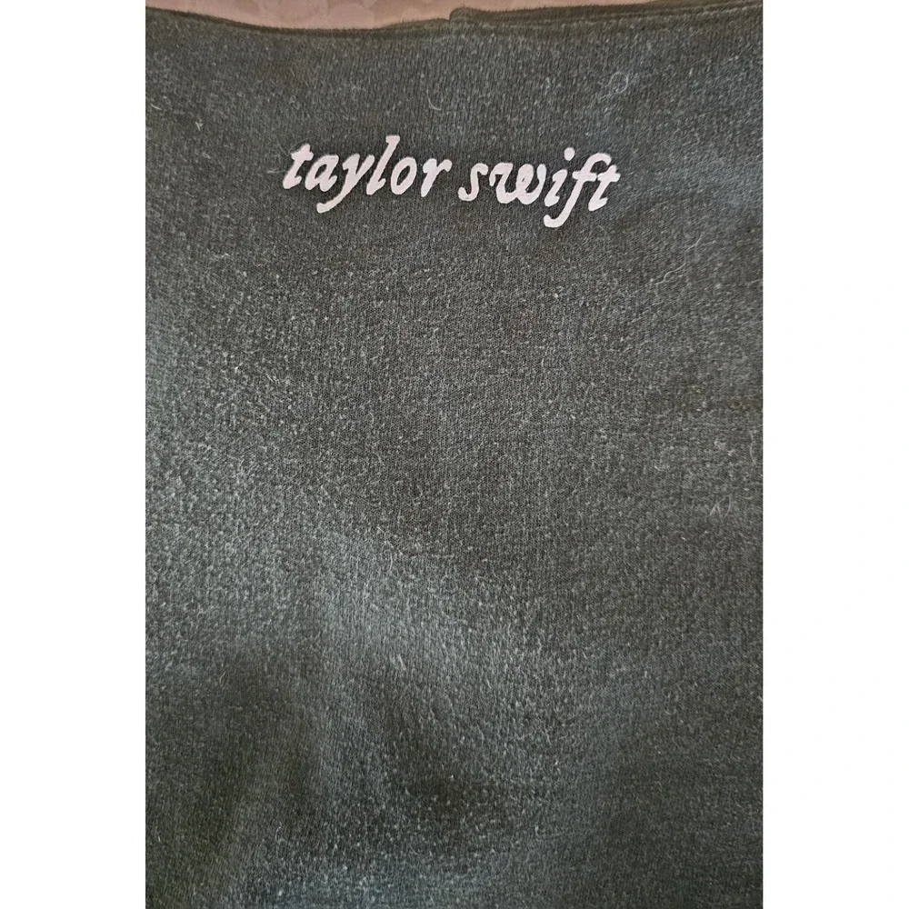 Taylor Swift In The Trees Folklore Hoodie Sweatshirt Womens Small Green Pocket - Picture 6 of 11